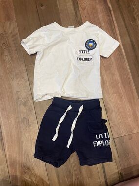 100% Cotton 2 piece set- Little Explorer - White Top & Navy Shorts